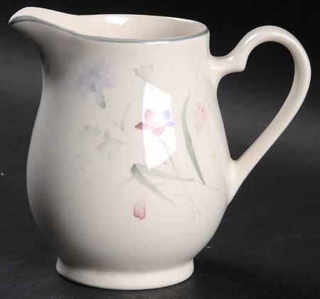 River Oaks Creamer