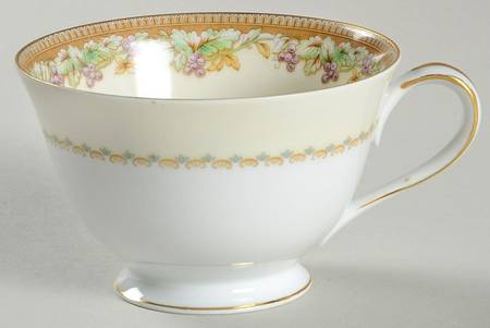 Riviera Footed Cup