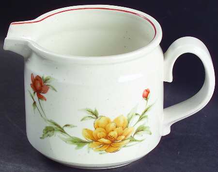Roanoke Large Gravy Boat/Pitcher