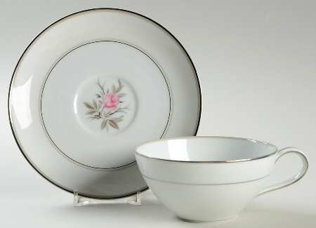 Roanne Flat Cup & Saucer Set