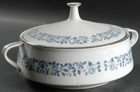 Royal Blue Round Covered Vegetable