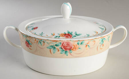 Rose Gate Oval Covered Vegetable