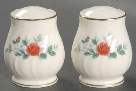 Rose Legend Salt & Pepper Set