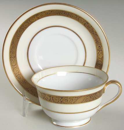 Romany Footed Cup & Saucer Set