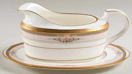 Romanticize Gravy Boat & Underplate (Relish/Butter)