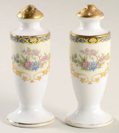 Romance Salt & Pepper Set