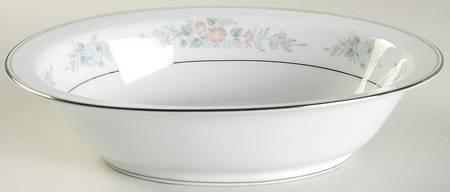 Romance 10" Oval Vegetable Bowl