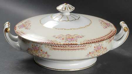 Royal Ruby Round Covered Vegetable