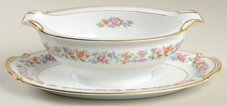 Roselie Gravy Boat with Attached Underplate
