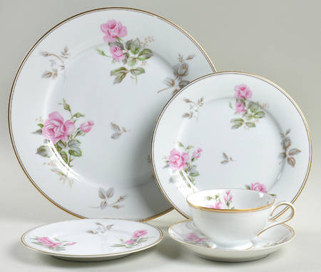 Rosa 40 Piece Estate Set