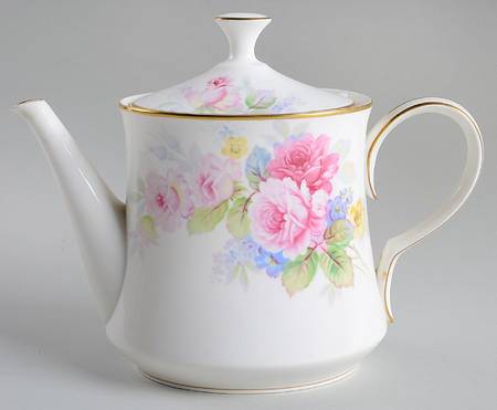 Rosalia Teapot & Lid