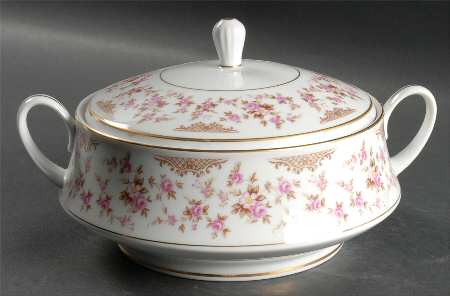 Rosalie Round Covered Vegetable