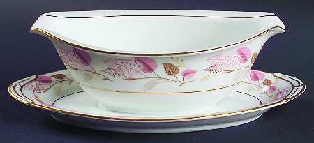 Rosanne Gravy Boat with Attached Underplate