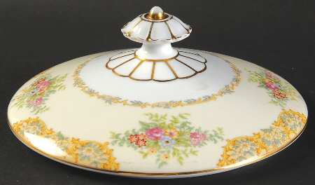 Rosanne Lid for Round Vegetable