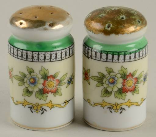 Roseara Condiment Salt & Pepper Set