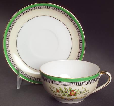 Roseara Flat Cup & Saucer Set
