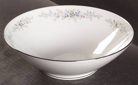 Roseberry 8" Round Vegetable Bowl