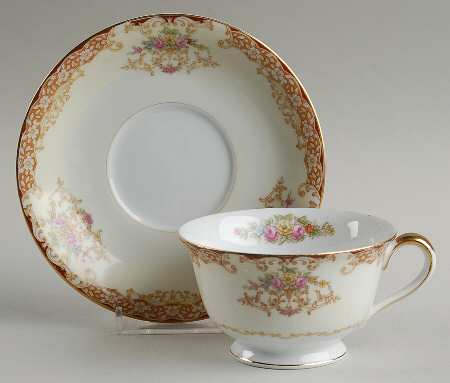 Rosebud Footed Cup & Saucer Set
