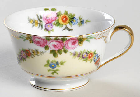 Rosedale Footed Cup