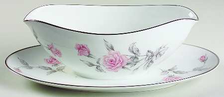 Roseglen Gravy Boat with Attached Underplate