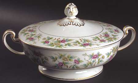 Roselace Round Covered Vegetable