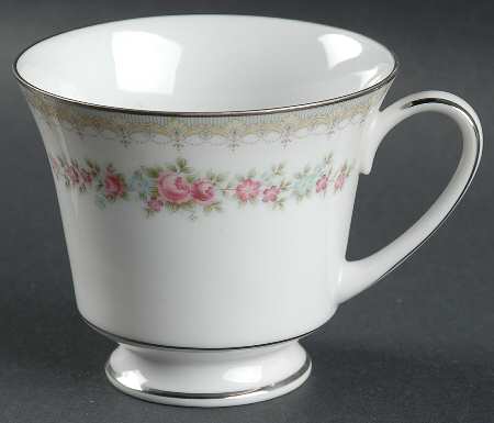 Roselane Footed Cup