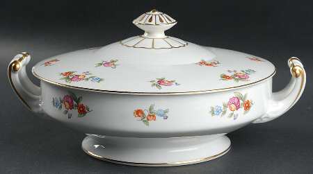 Roselyn Round Covered Vegetable