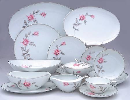 Rosemarie 63 Piece Estate Set