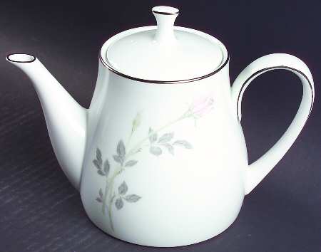 Rosemead Teapot & Lid