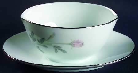 Rosemead Gravy Boat with Attached Underplate