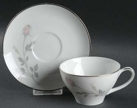 Rosemead Flat Cup & Saucer Set
