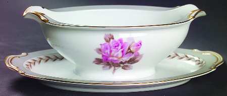Rosemont Gravy Boat with Attached Underplate