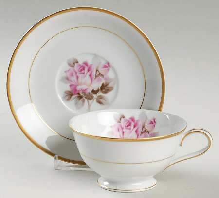 Rosetta Footed Cup & Saucer Set