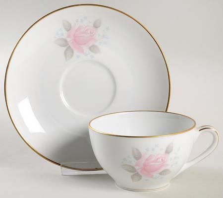 Roseville Flat Cup & Saucer Set