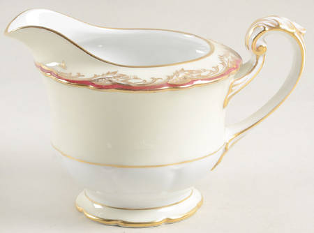 Royale (No #) Creamer