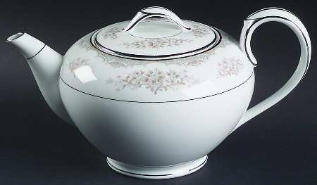 Royce Teapot & Lid