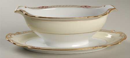 Rubigold Gravy Boat with Attached Underplate