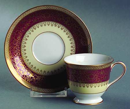 Rubigold Footed Demitasse Cup & Saucer Set