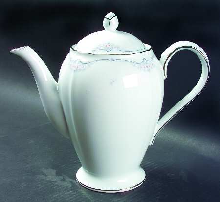 Sabetha Coffee Pot & Lid