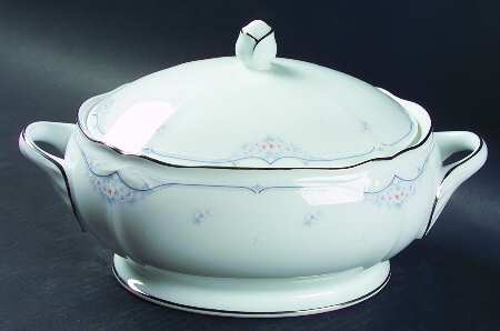 Sabetha Oval Covered Vegetable