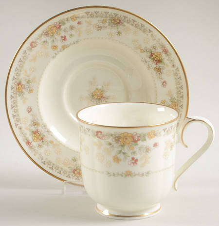 Salisbury Footed Cup & Saucer Set