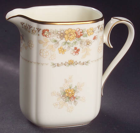 Salisbury Creamer