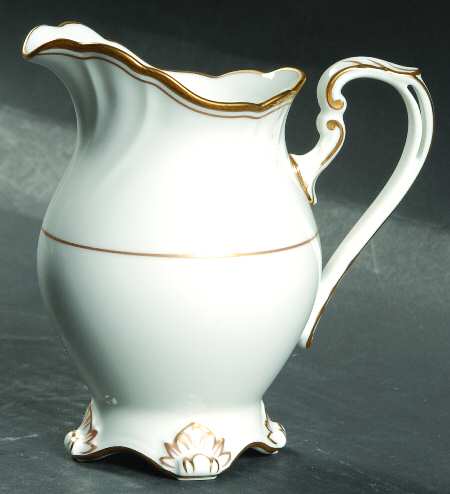 Salutation Creamer
