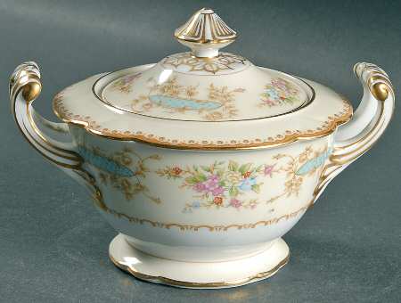 Salvador Sugar Bowl & Lid