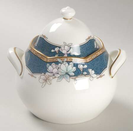 Sandhurst Sugar Bowl & Lid