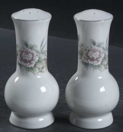 Santiago Salt & Pepper Set