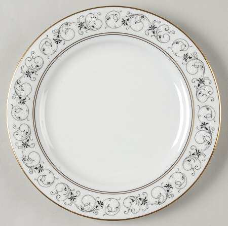 Sarah Salad Plate