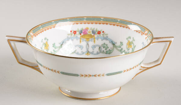 Saulsbury (No #, Smooth) Footed Cream Soup Bowl
