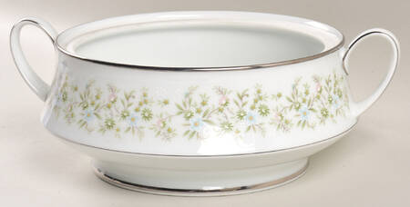 Savannah (Rim, Platinum) Round Vegetable No Lid