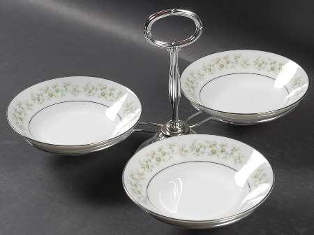Savannah (Rim, Platinum) 7" x 12" 3-Part Relish & Metal Stand (FR) HC